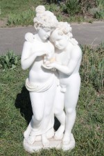 Скульптура из мрамора «Девочка с мальчиком», 100 см