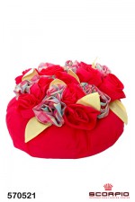 Подушка декоративная «Букет роз»